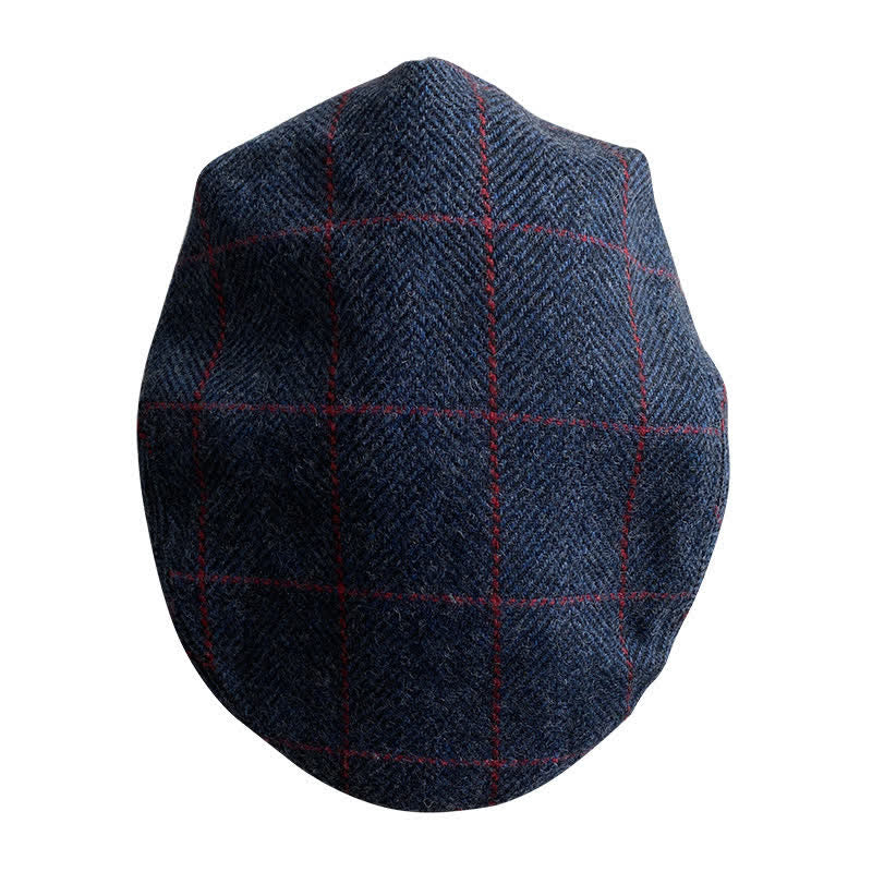 Casquette béret à carreaux bleu foncé et rouge de campagne