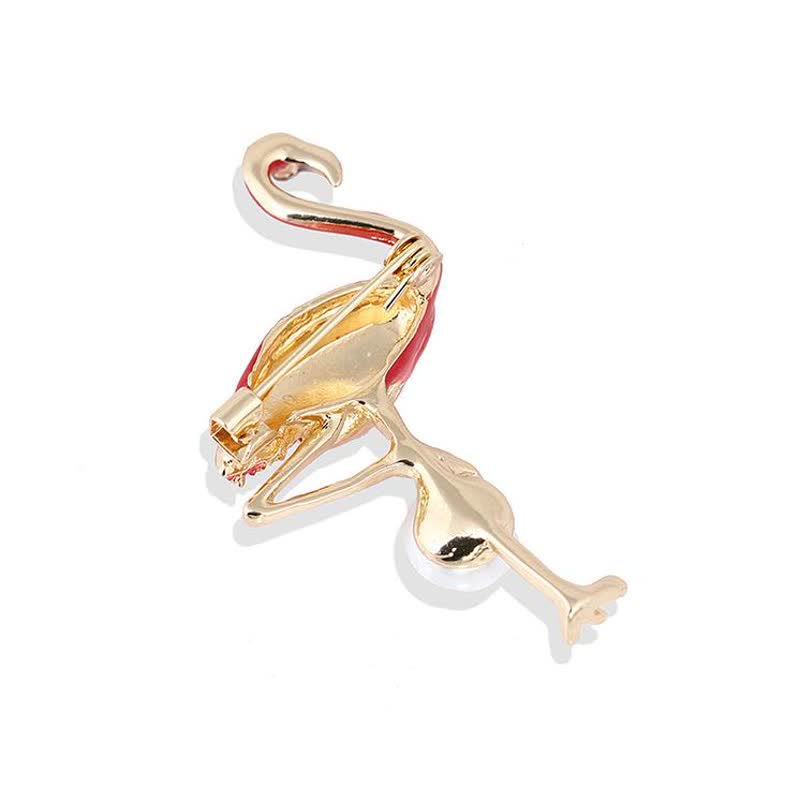 Broche flamant rose émaillée avec perle pour femme