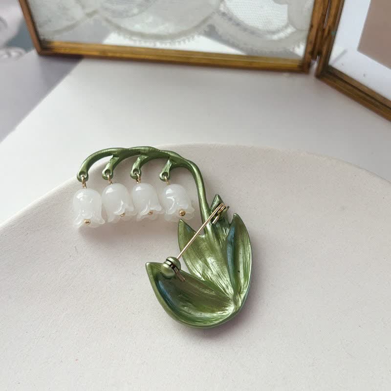 Broche muguet blanche pure pour femme