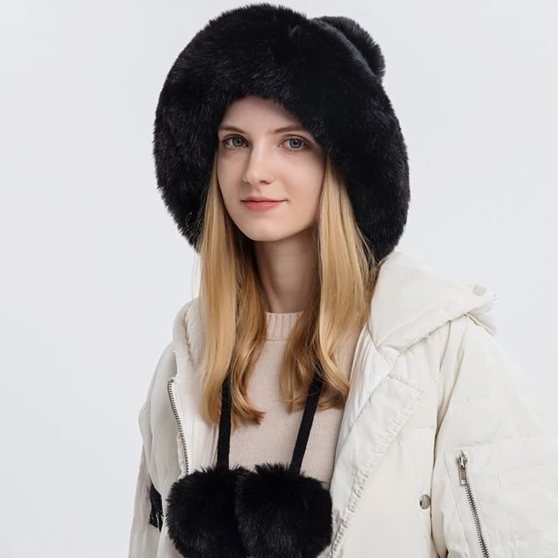 Bonnet tricoté chaud et épais à trois pompons pour femme