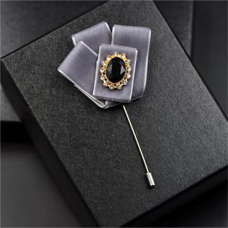 Lot de 2 broches royales en velours avec noeud papillon et strass