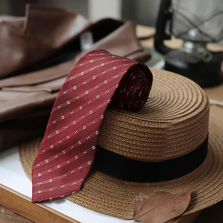 Cravate à pois pour homme avec petites fleurs