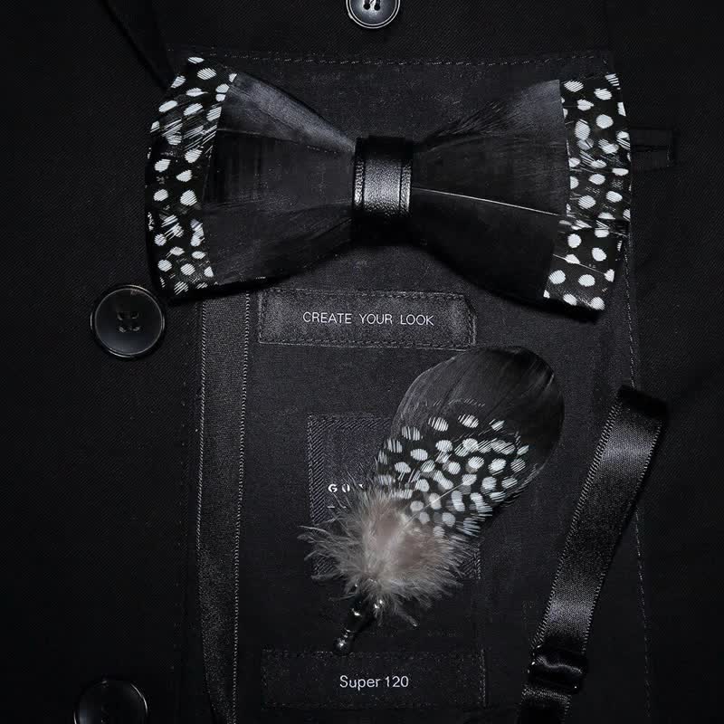 Nœud papillon à pois noirs en plumes pour enfant avec épingle à revers