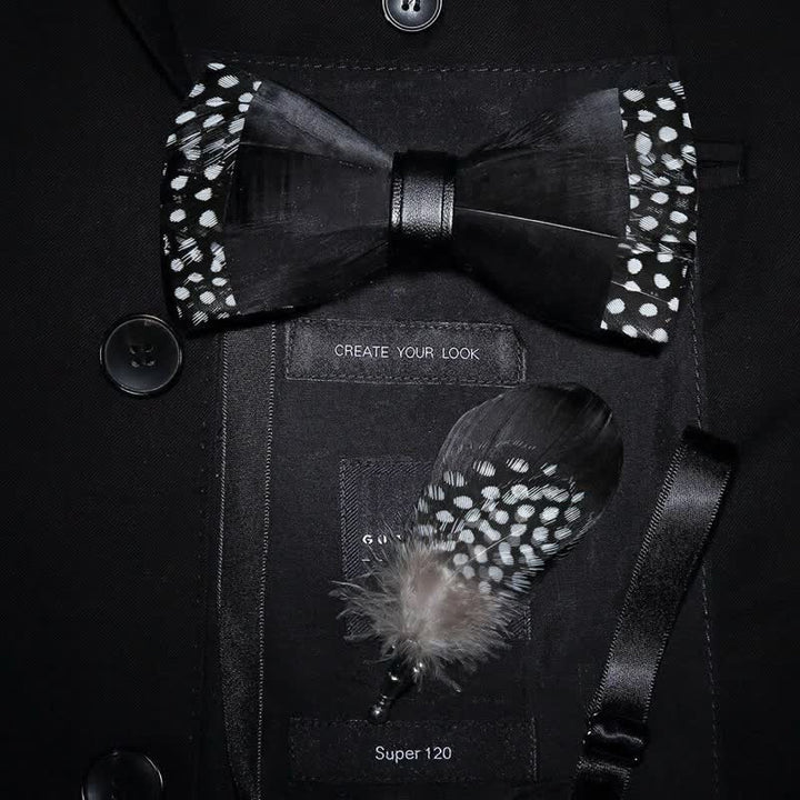 Nœud papillon à pois noirs en plumes pour enfant avec épingle à revers