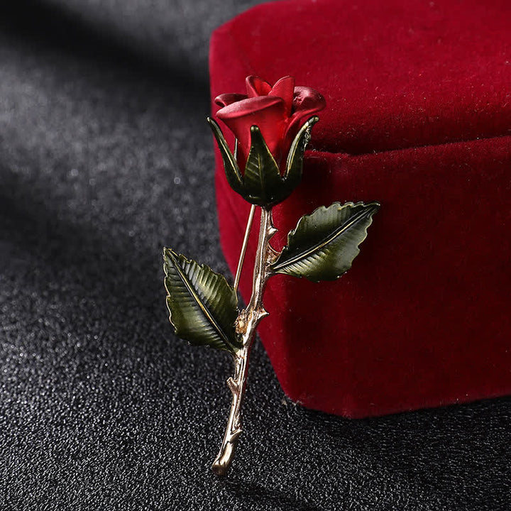 Broche romantique en or avec rose pour homme