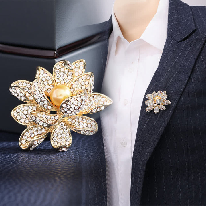 Broche en perles de lotus pour femme