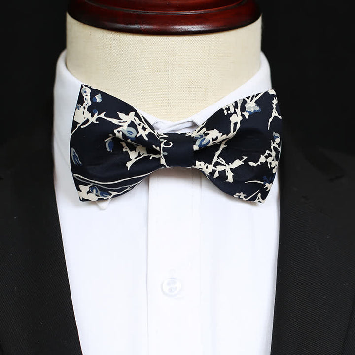 Nœud papillon graffiti bleu marine et blanc pour homme