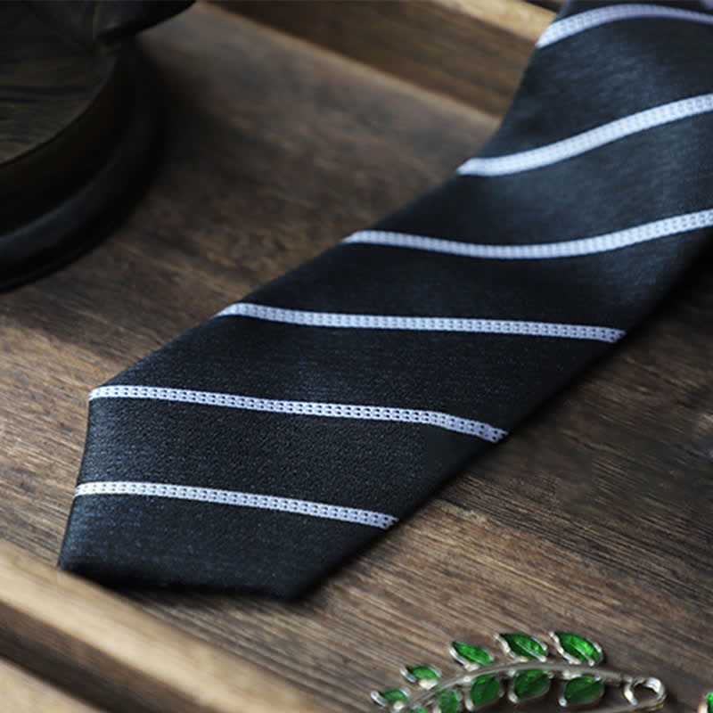 Cravate classique à rayures pour homme