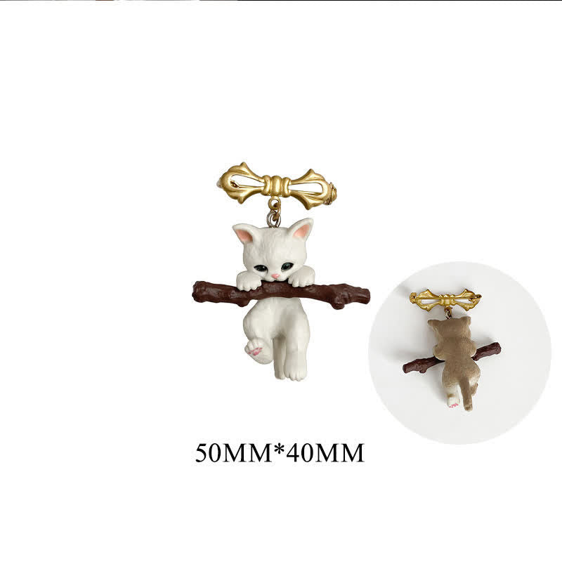 Broche ludique pour femme avec chat et dag et branche