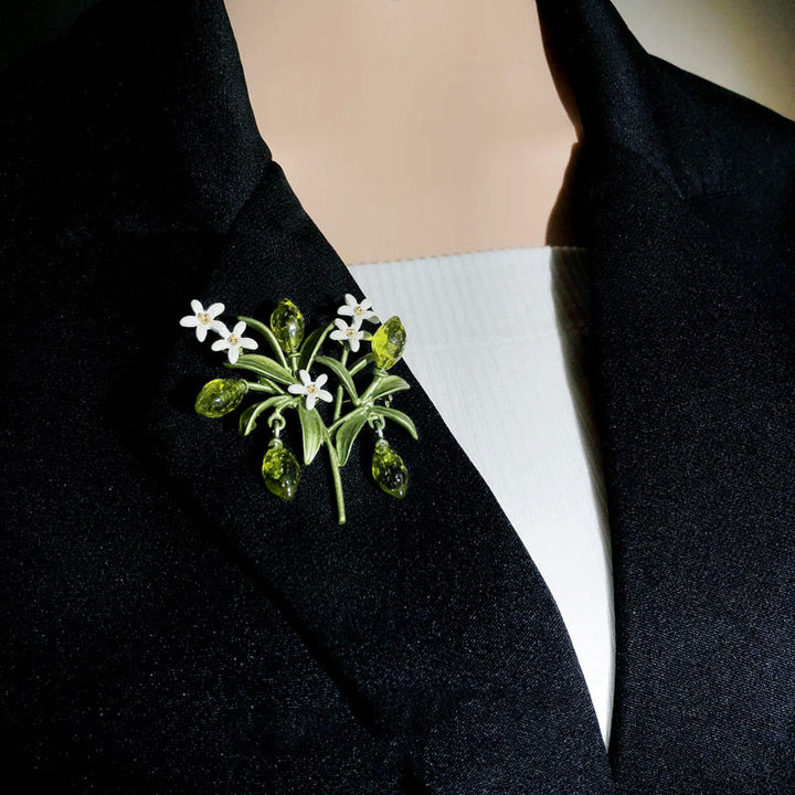 Broche pour femme en forme de goutte de citron et de plante verte