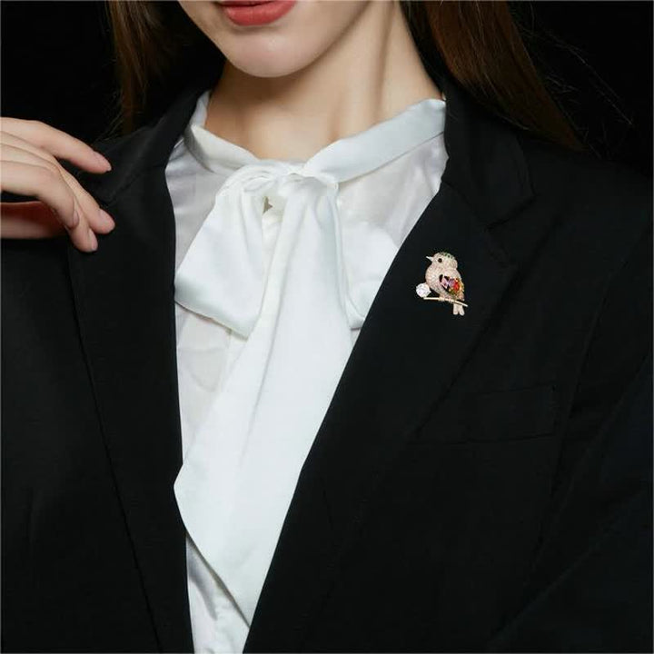 Broche en zircon pour femme en forme de branche de tarte