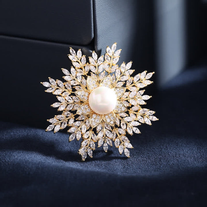 Broche fleur en perles et flocon de neige pour femme