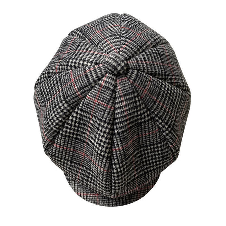 Casquette octogonale à carreaux noirs et blancs britanniques