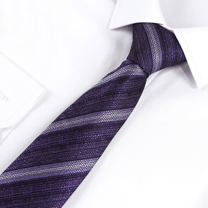 Cravate moderne à rayures texturées pour homme 