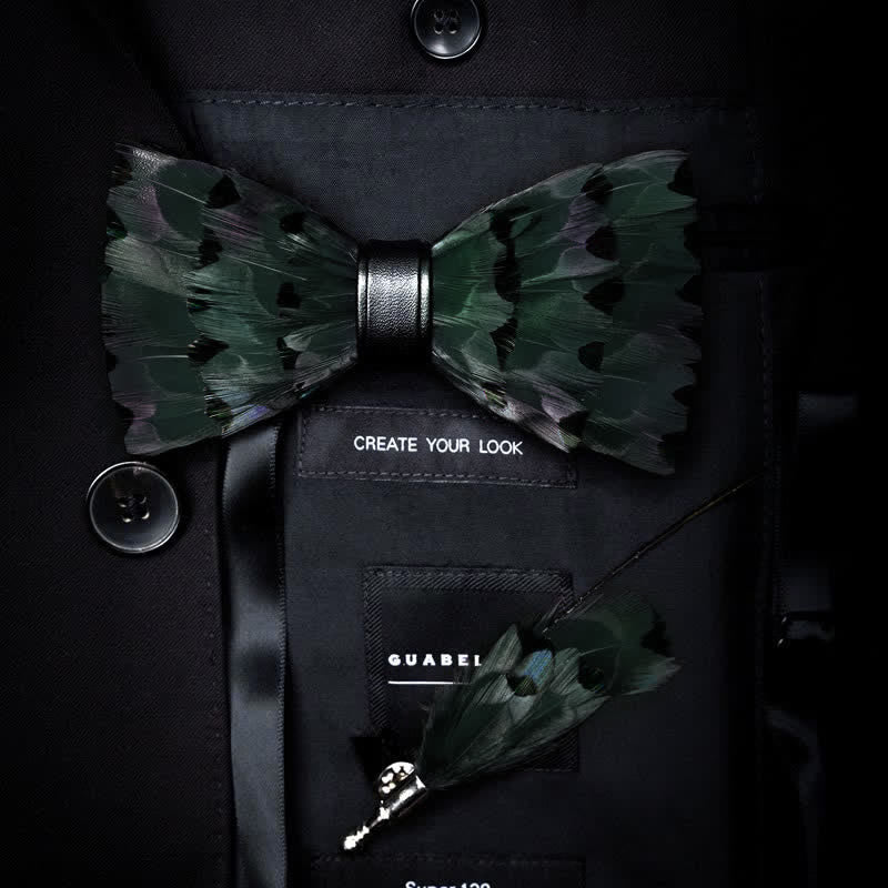 Nœud papillon en plumes de queue de pinson vert foncé avec épingle à revers - Vert foncé - image 0