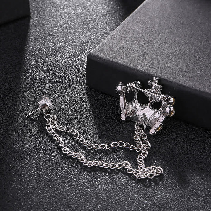 Broche en chaîne et strass pour homme avec couronne rétro