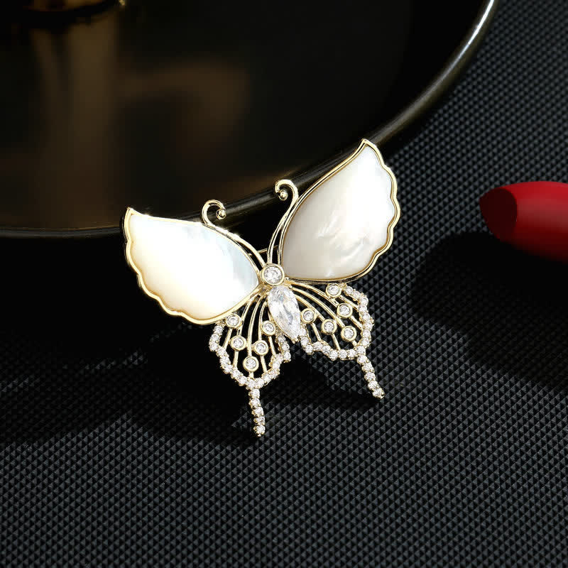 Broche papillon en coquillage naturel pour femme