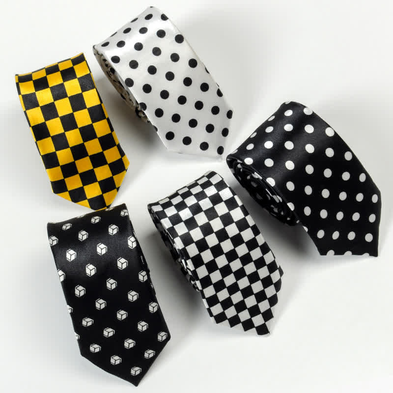 Cravate rayée à petits carreaux noirs et blancs pour homme - image 0