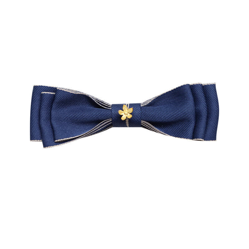 Nœud papillon triple épaisseur étroit à fleurs dorées pour homme