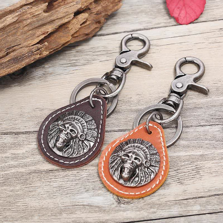 Porte-clés en cuir avec pendentif en forme de crâne indien