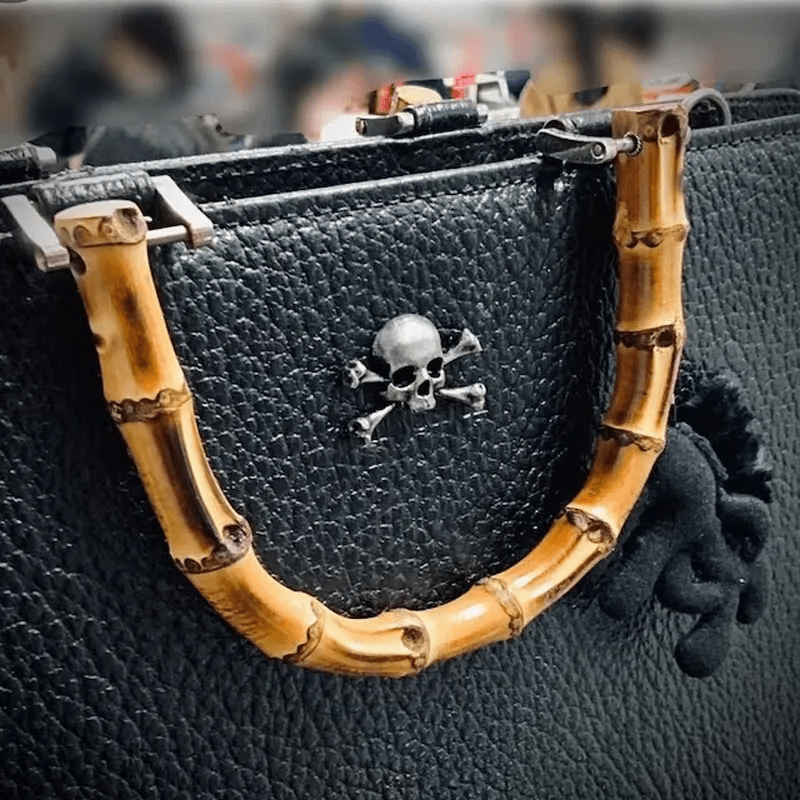 Superbe broche tête de mort gothique rétro