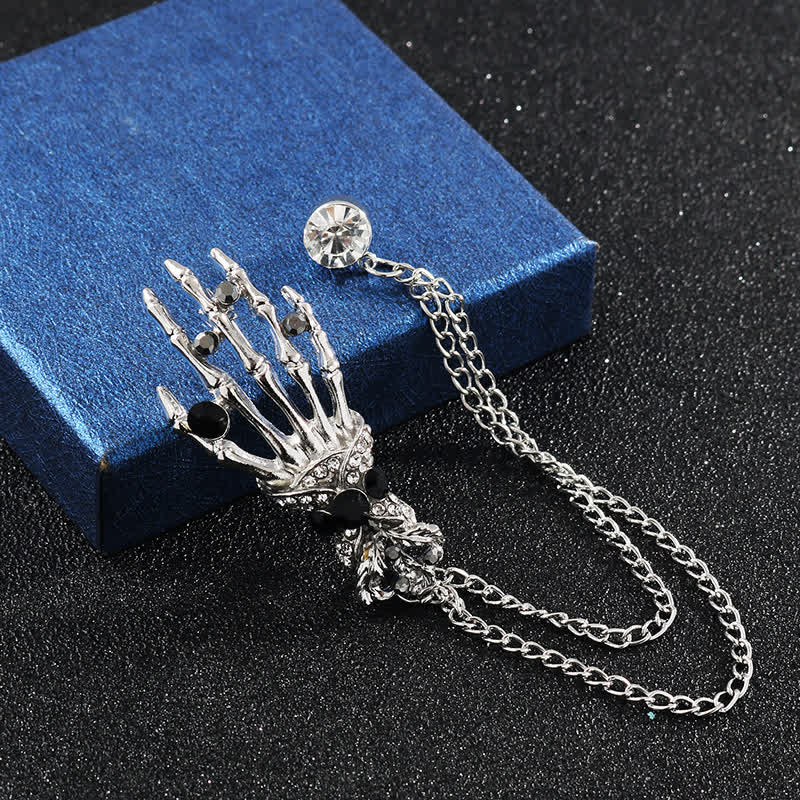 Broche en strass en forme de main de squelette pour homme