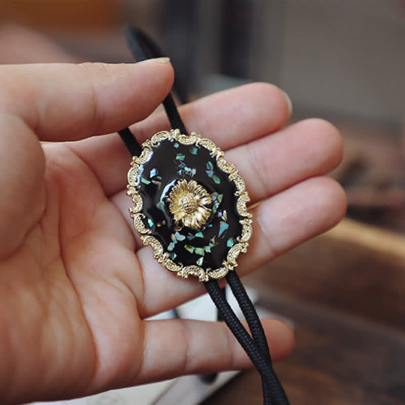 Cravate bolo à motif tournesol doré de style vintage