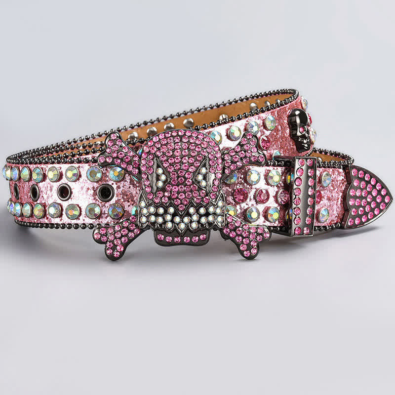 Ceinture en cuir cloutée avec strass et tête de mort