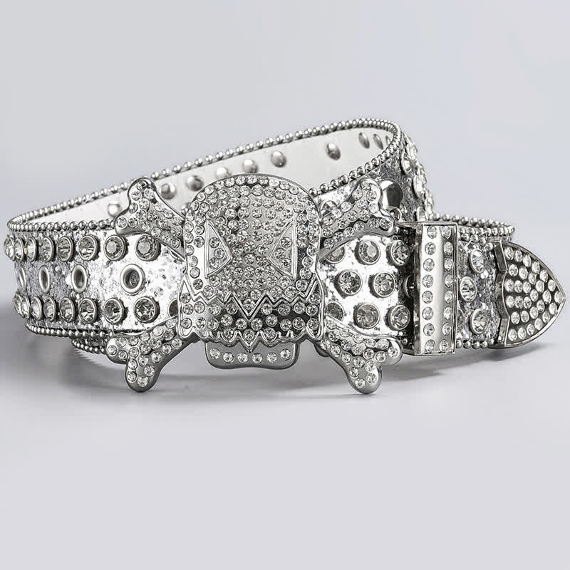 Ceinture en cuir cloutée avec strass et tête de mort