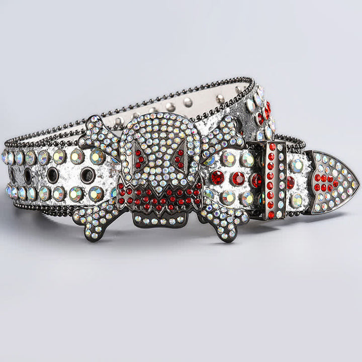 Ceinture en cuir cloutée avec strass et tête de mort