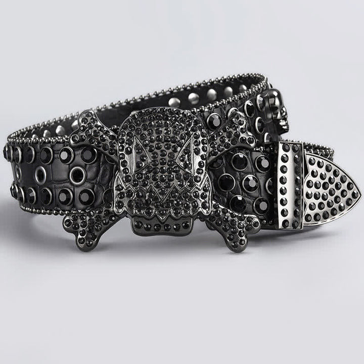 Ceinture en cuir cloutée avec strass et tête de mort