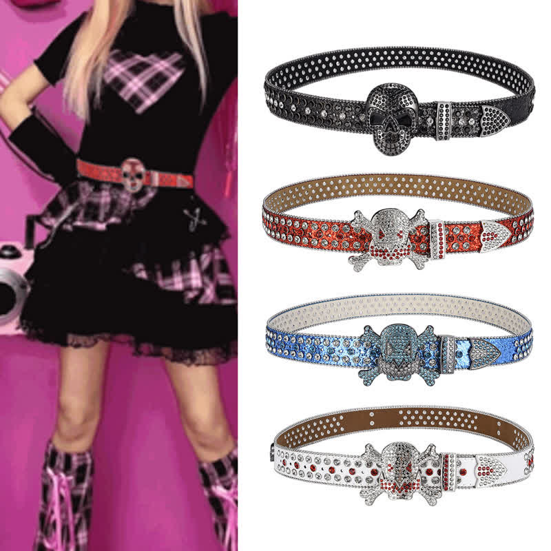 Ceinture en cuir avec strass et perles en forme de tête de mort