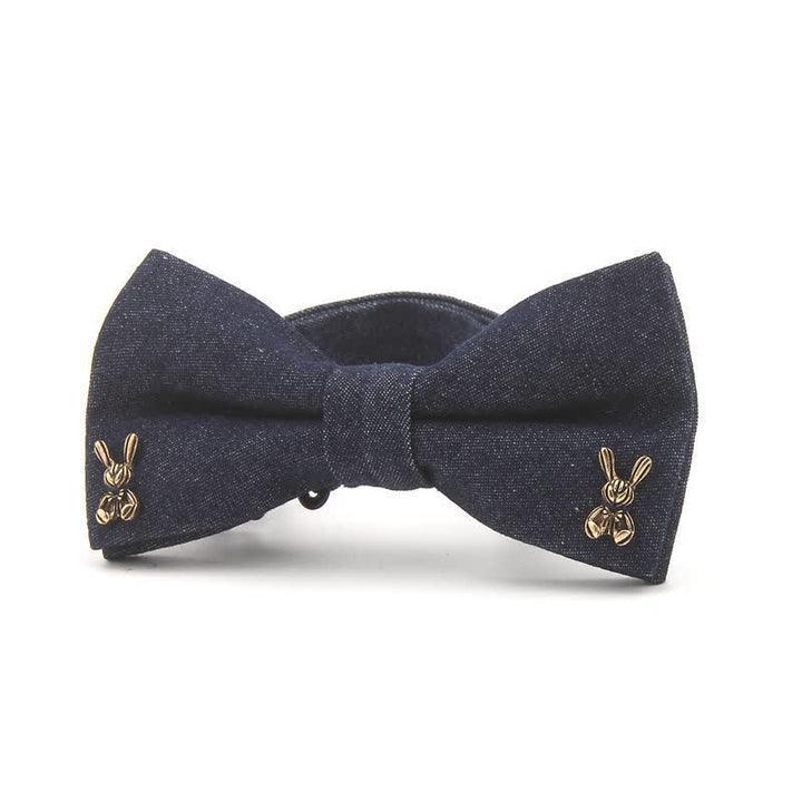 Nœud papillon en coton denim bleu marine foncé à décors métalliques pour homme
