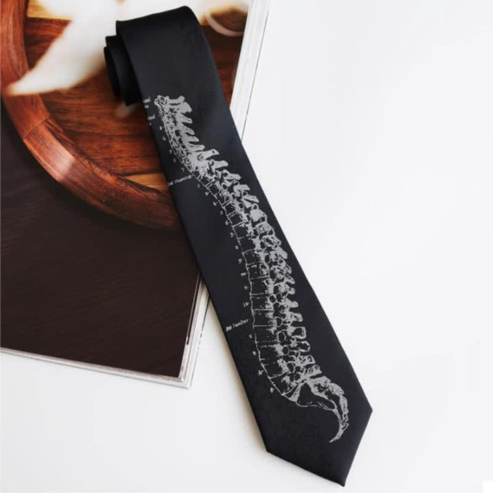 Cravate brodée noire pour homme avec tête de mort