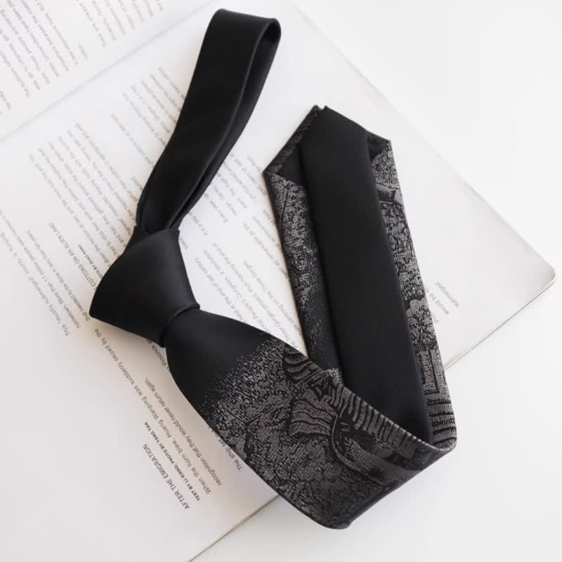 Cravate noire pour homme avec le code de Hammurabi