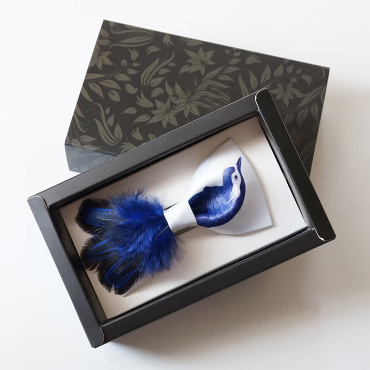 Nœud papillon en plumes d'oiseau bleu marine et blanc pur