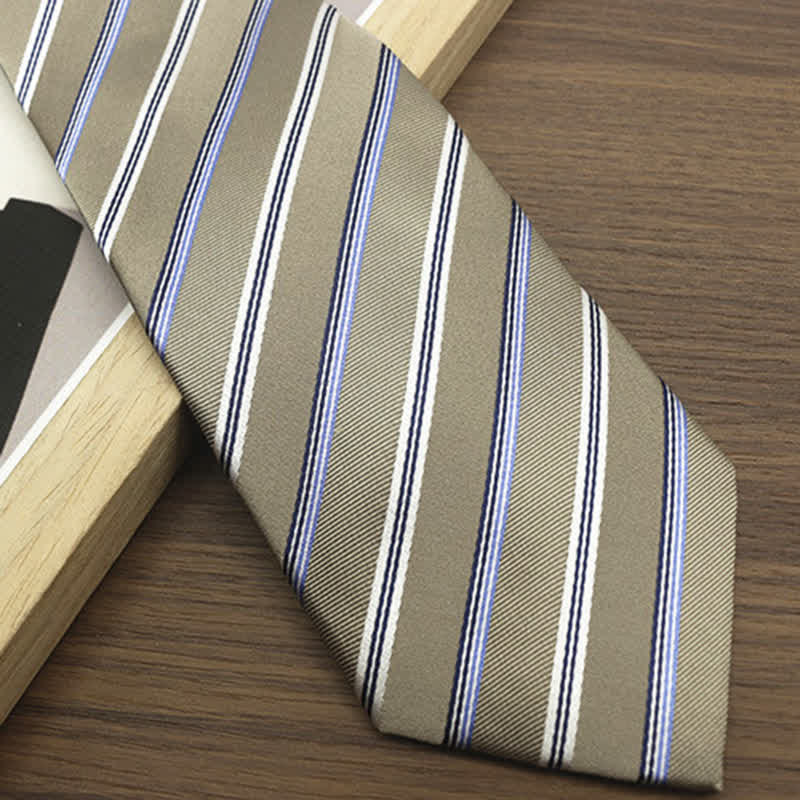 Cravate classique à rayures larges en soie véritable pour homme