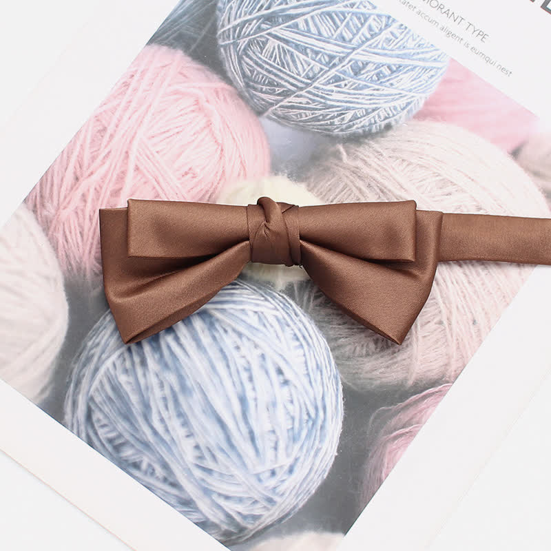 Nœud papillon double épaisseur élégant et unique de couleur unie pour homme