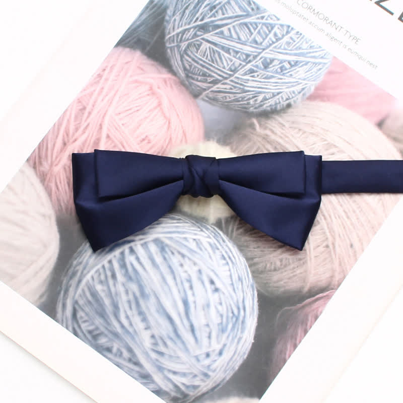 Nœud papillon double épaisseur élégant et unique de couleur unie pour homme