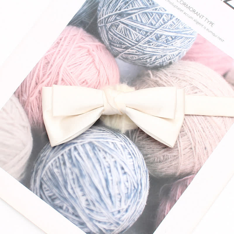 Nœud papillon double épaisseur élégant et unique de couleur unie pour homme