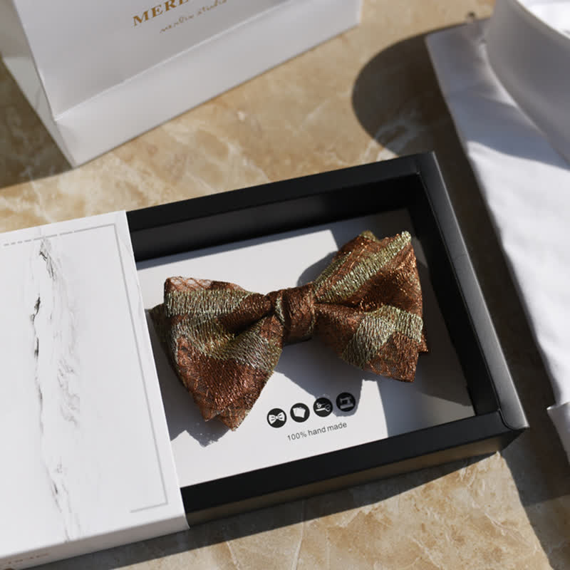 Nœud papillon rayé vintage en lin marron et doré pour homme