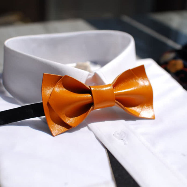 Nœud papillon en cuir tanné brillant à double épaisseur pour homme