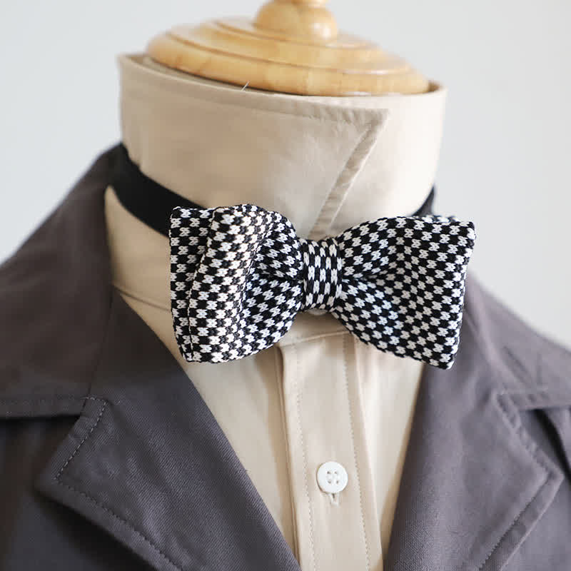 Nœud papillon à rayures en damier noir et blanc pour homme