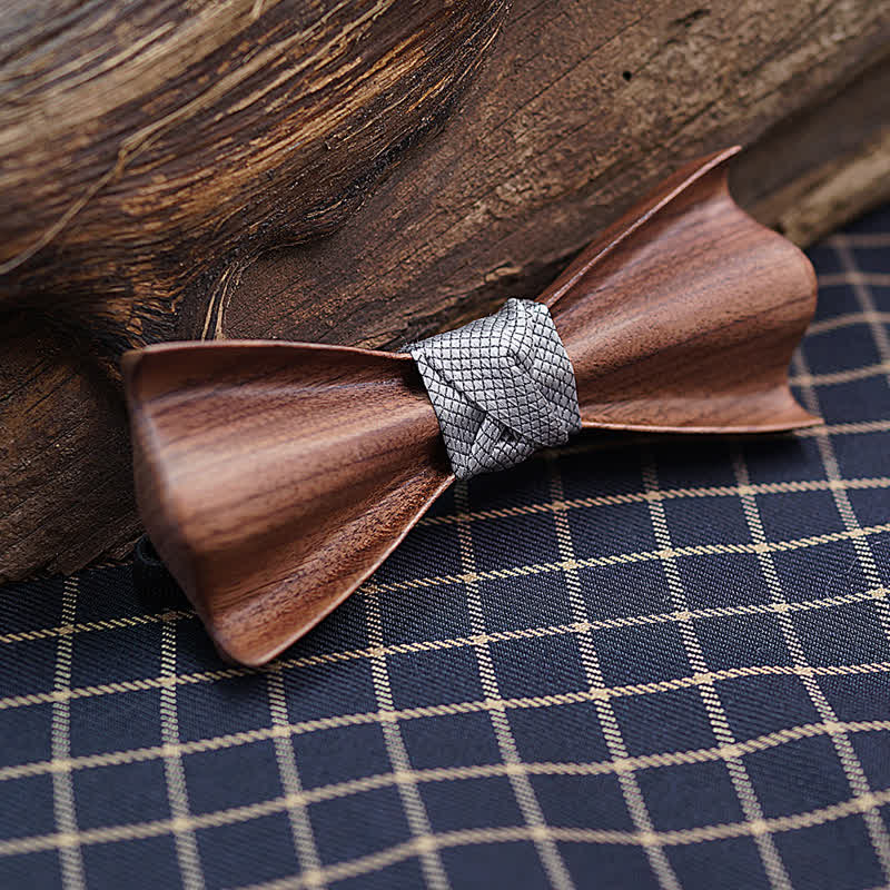 Lot de 2 noeuds papillon en bois de noyer noir pour homme avec motif 3D