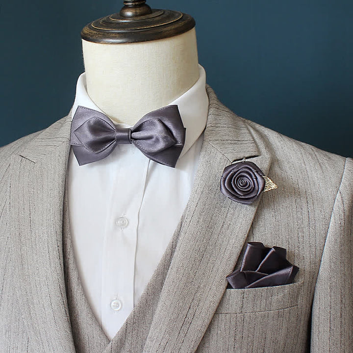 Ensemble de 3 nœuds papillons pour mariés avec corsage de roses et de fleurs pour hommes