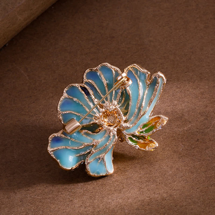 Broche pour femme en émail avec fleurs de pivoine et perles incrustées