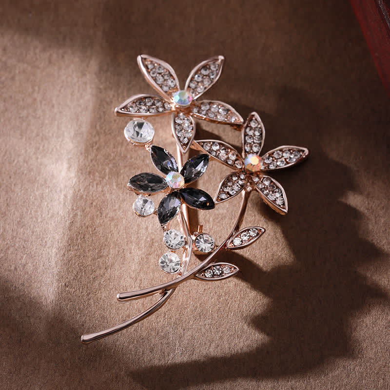 Broche en strass scintillant pour femme