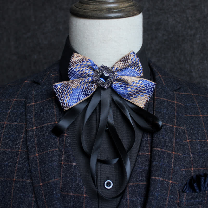 Nœud papillon classique à pompons et ruban de style britannique