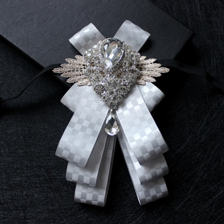 Nœud papillon rétro en cristal et strass