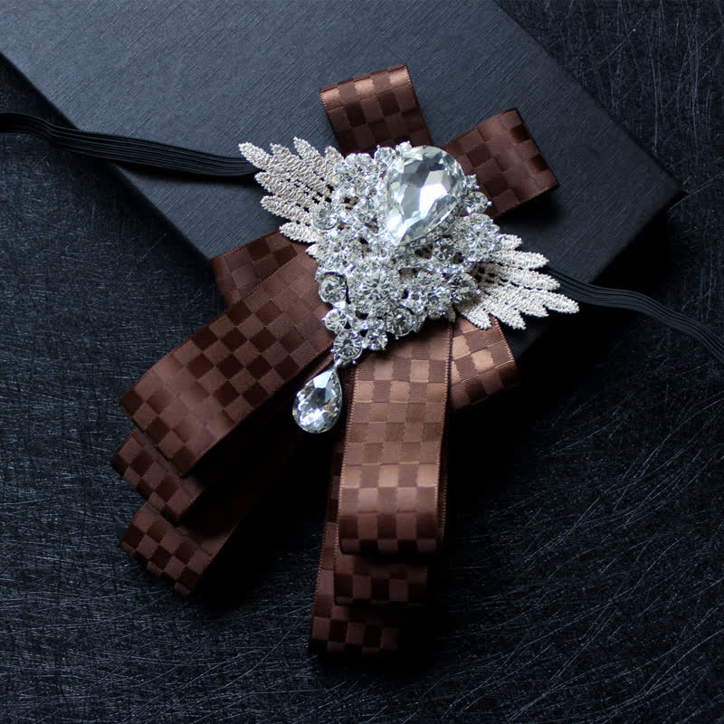 Nœud papillon rétro en cristal et strass